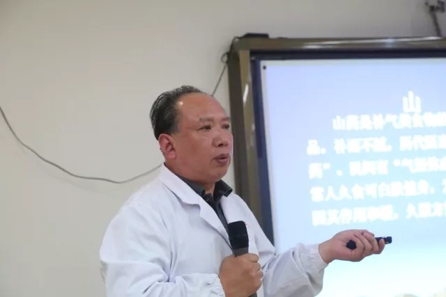 當李良濟走進校園—共同傳承中醫藥文化未來(圖6) 當李良濟走進校園—共同傳承中醫藥文化未來(圖6)